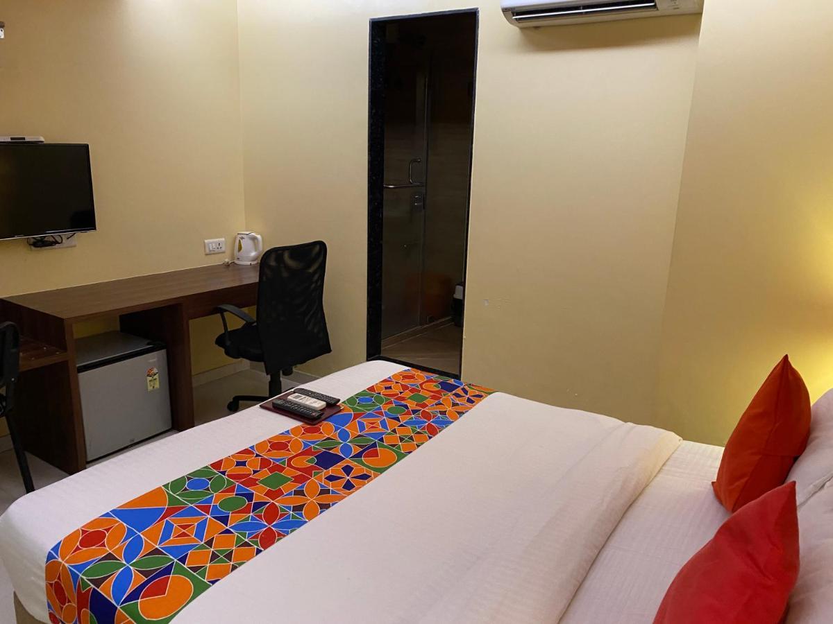 Hotel Regal International - Near Mumbai International Airport Andheri East Exterior foto